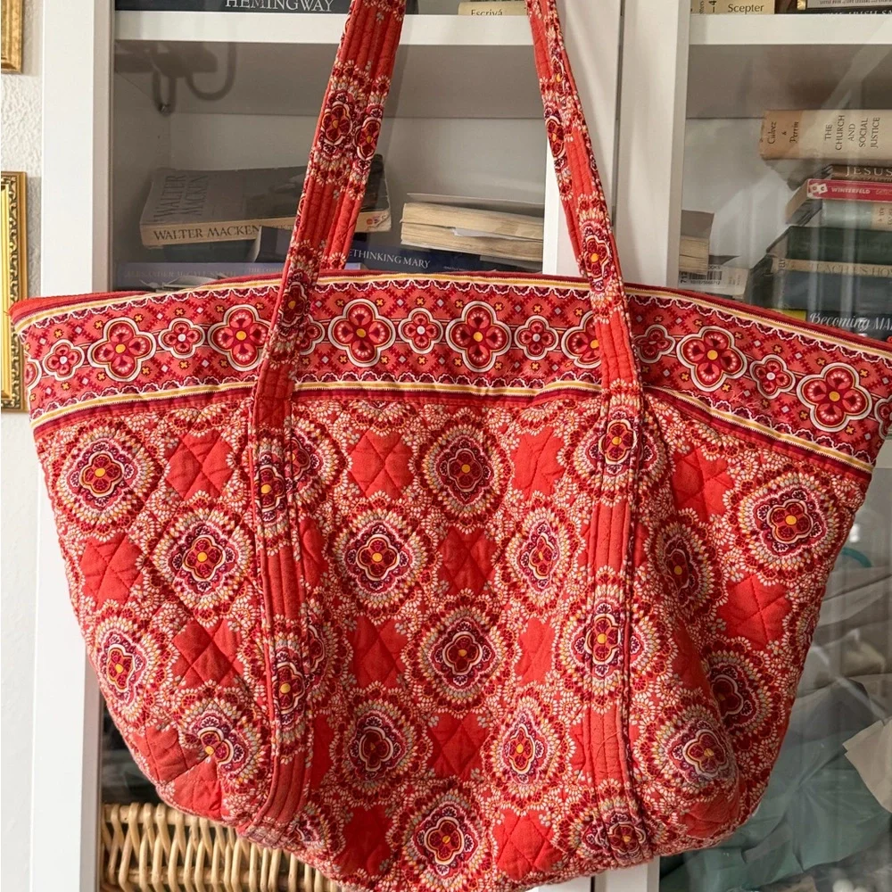 Vera Bradley orange batik X-Large all-over print Tote weekender duffel bag - Picture 4 of 11